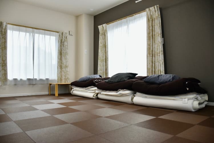 guest room, guest house yosobe, accommodation, barbeque, tent sauna, niijima, tokyo, japan, tokyoislands, izu islands